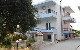 Lydia Rooms&Studios